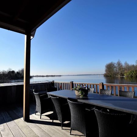 Luxurious Villa With Private Garden In Kaag Bagian luar foto