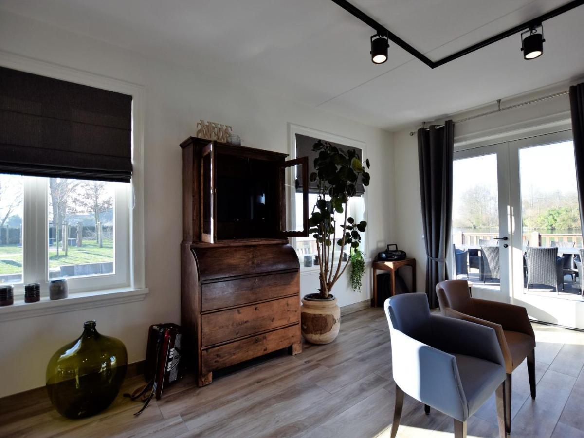 Luxurious Villa With Private Garden In Kaag Bagian luar foto