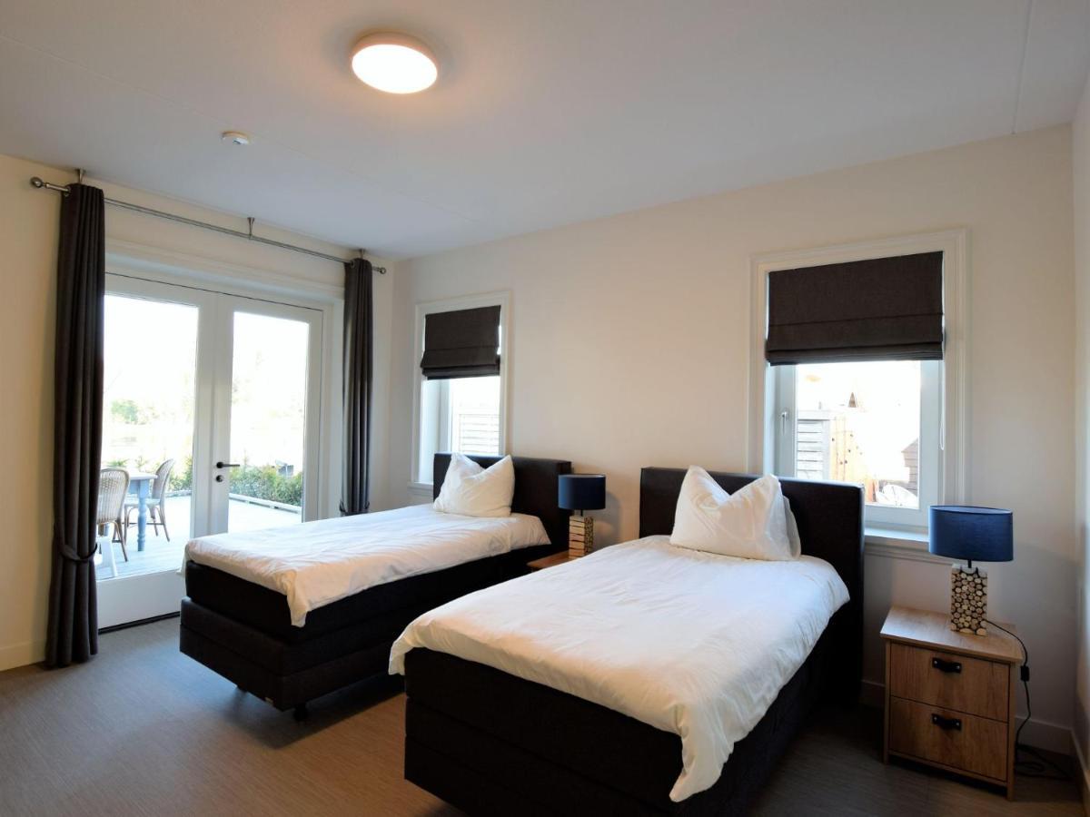 Luxurious Villa With Private Garden In Kaag Bagian luar foto