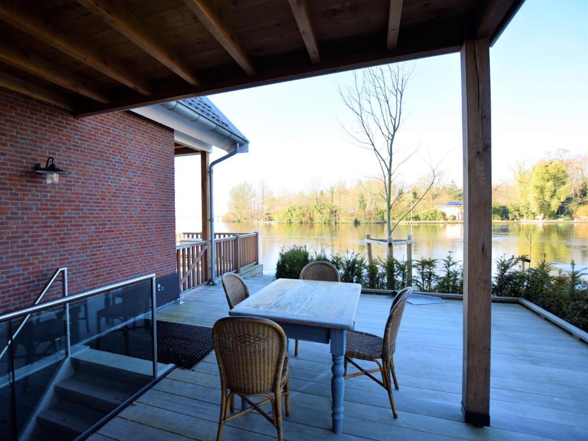 Luxurious Villa With Private Garden In Kaag Bagian luar foto