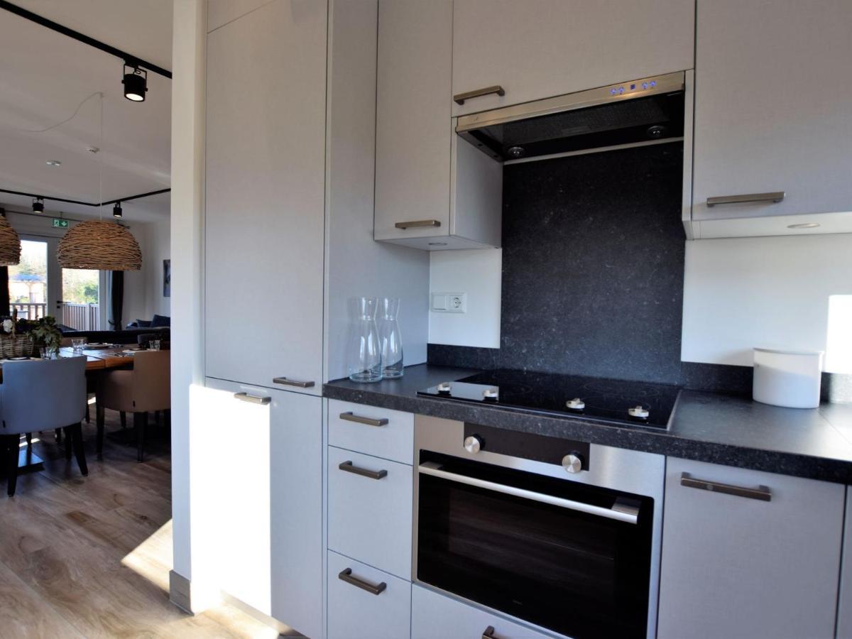 Luxurious Villa With Private Garden In Kaag Bagian luar foto